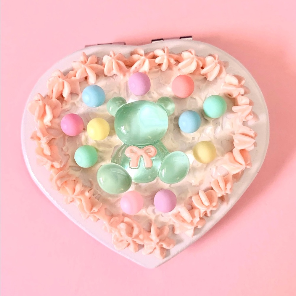Kawaii Heart Small Compact Mirror